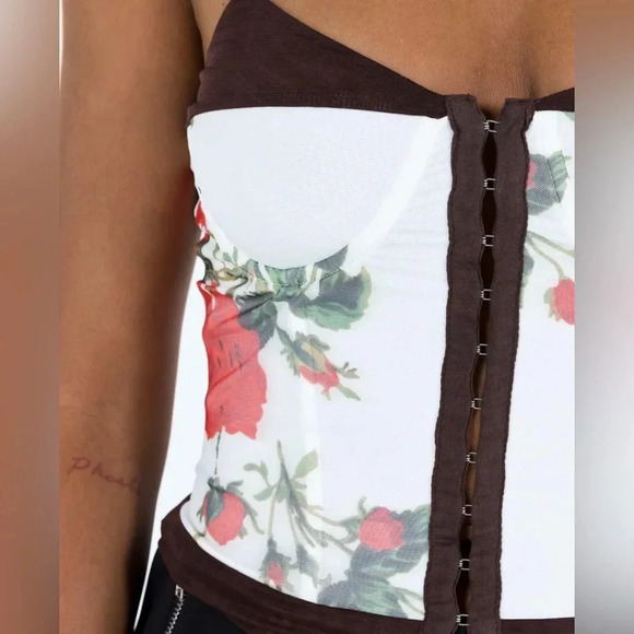 Princess Polly Colton Corset Top, Sz 6, White Floral, Roses, Red, Green, Brown - Picture 5 of 13